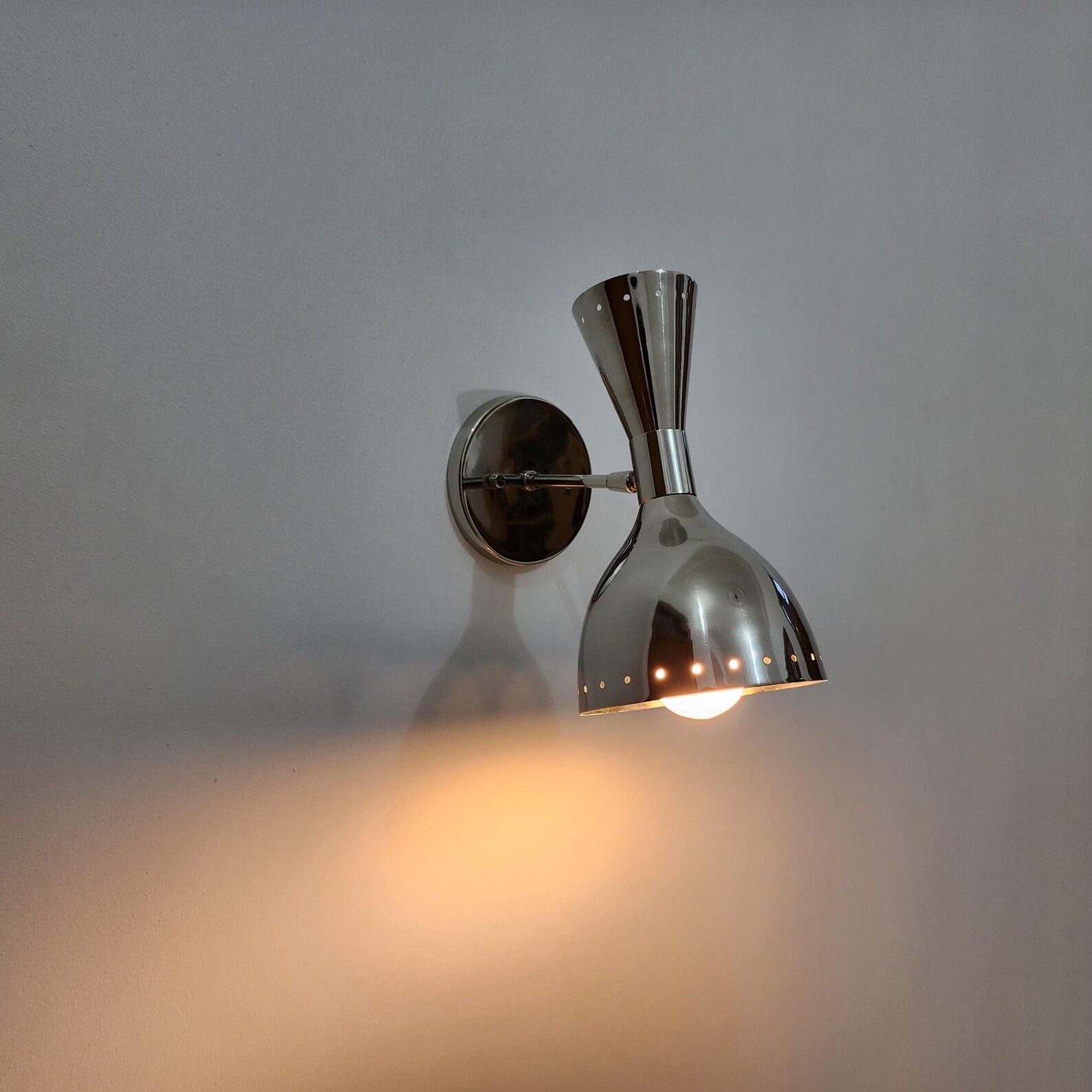 Polished Chrome Double-Sided Wall Sconce — photo 1