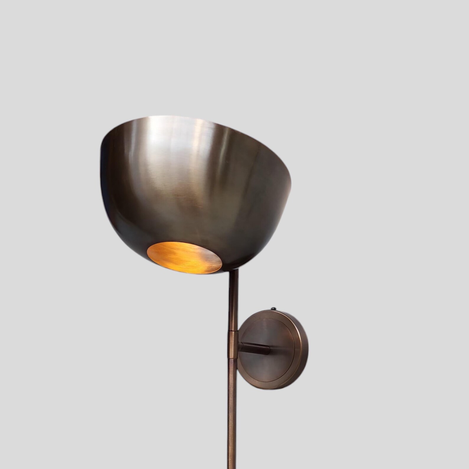 Cone shade Light Fixture — photo 1